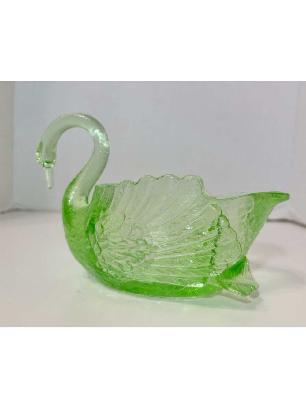 Vtg Cambridge Art Glass Green Vaseline Uranium Swan Bowl Dish 7.25" L 4.75" H - Picture 2 of 6